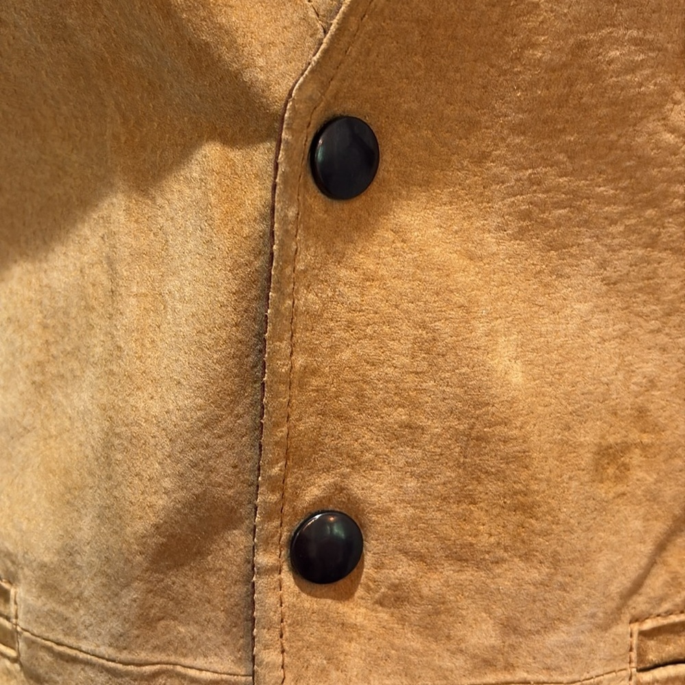 Shebang sz M genuine leather camel colored snap front vest. - Picture 2 of 7
